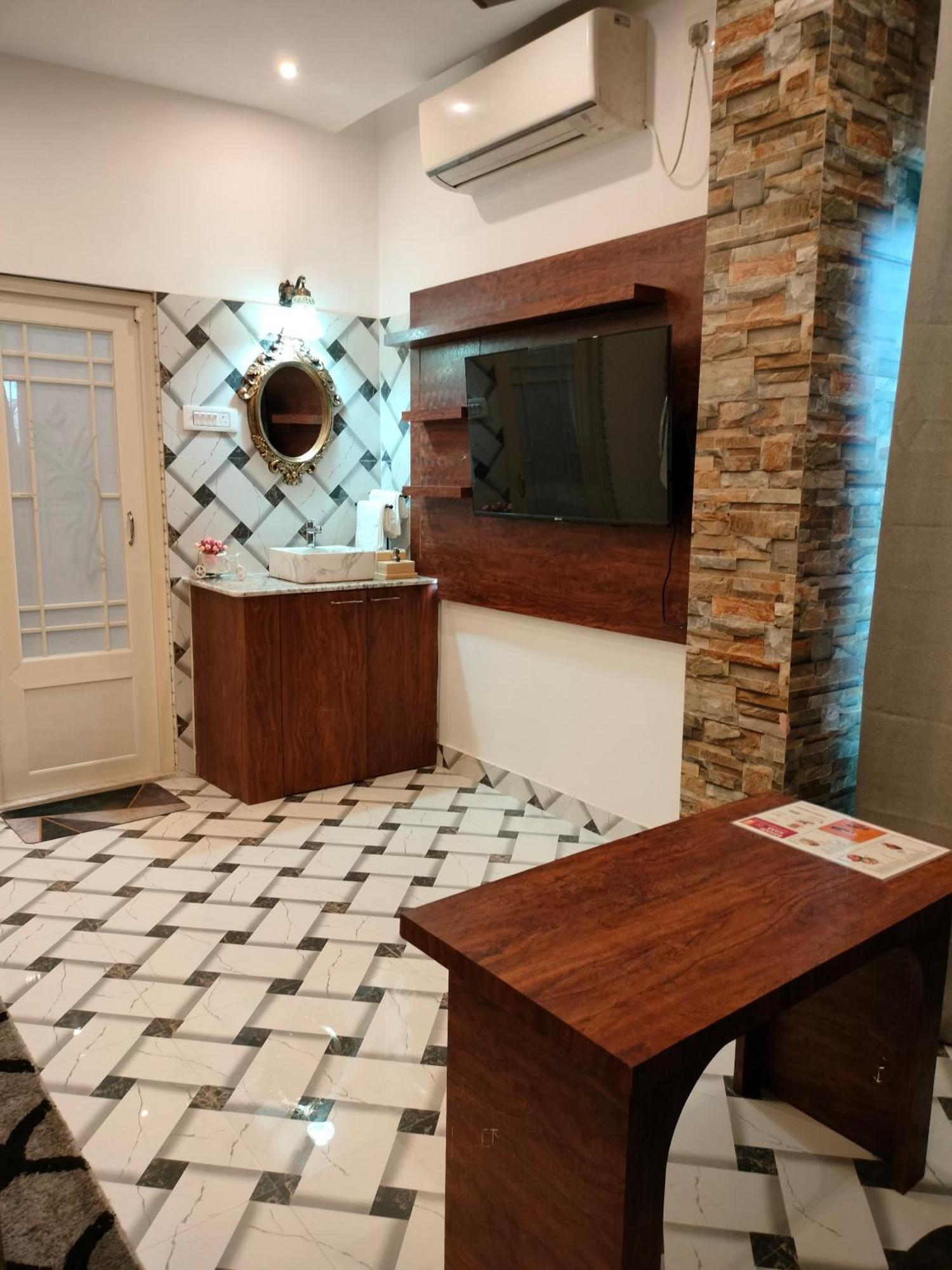 Bed and Breakfast Kollolini Калькутта Экстерьер фото